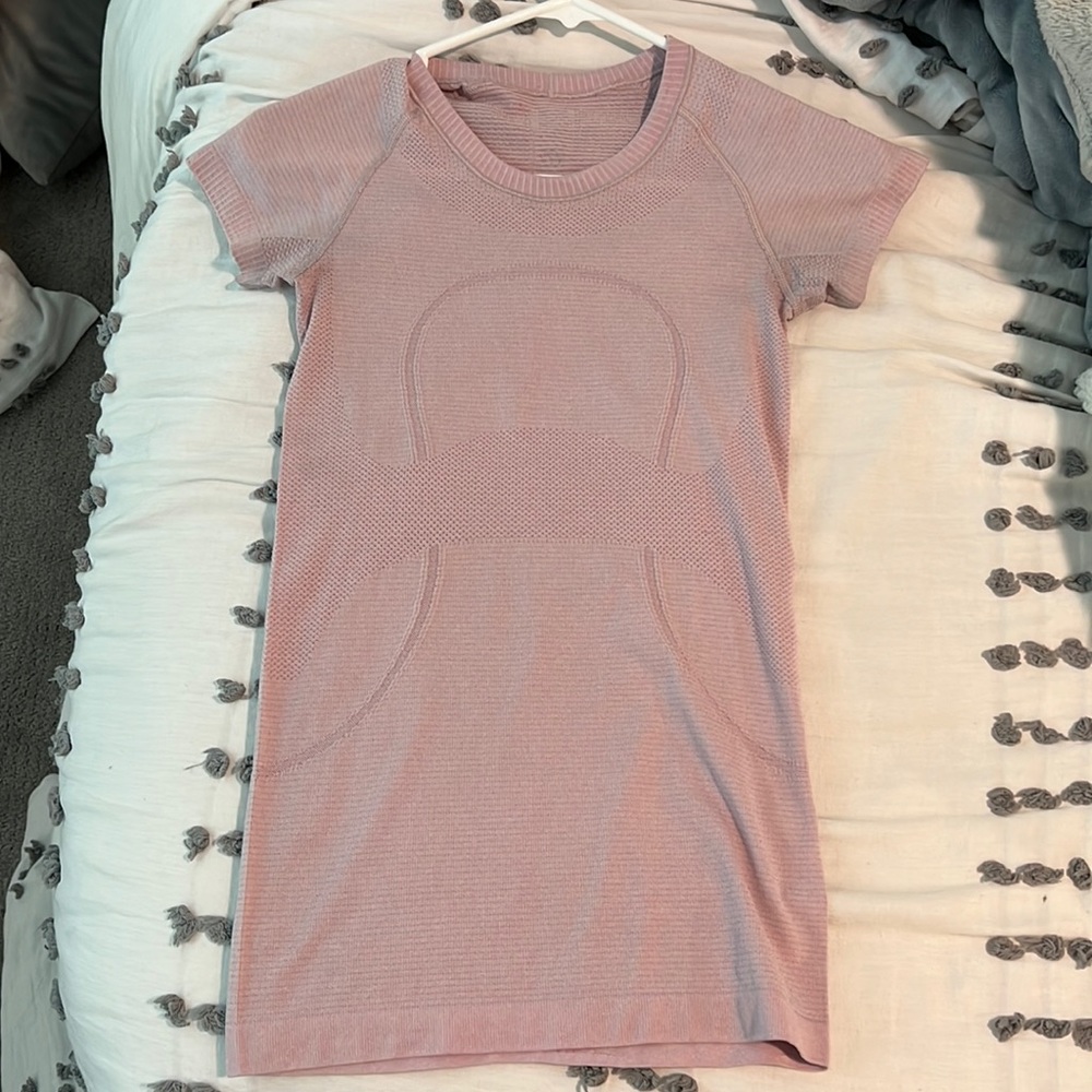 Lululemon Swiftly Tech Shirt